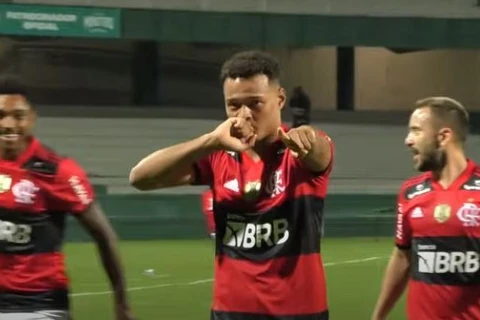 Flamengo vence o Coritiba e se classifica para as oitavas da Copa do Brasil