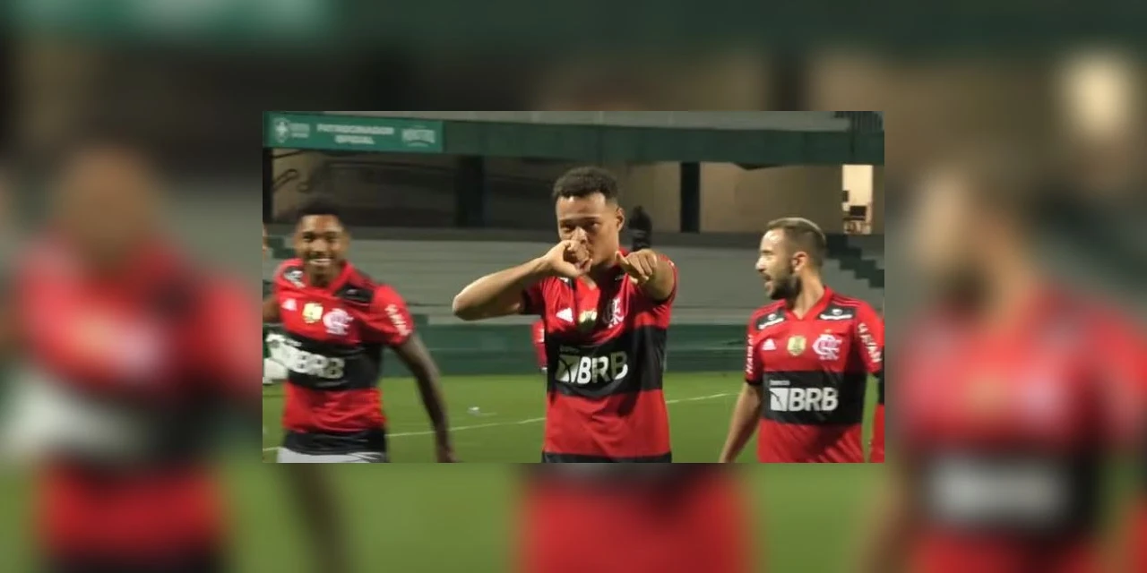 Flamengo vence o Coritiba e se classifica para as oitavas da Copa do Brasil