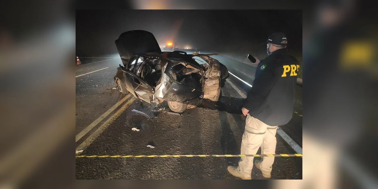 Colisão entre dois veículos deixa um morto e quatro feridos na BR-277 em Palmeira