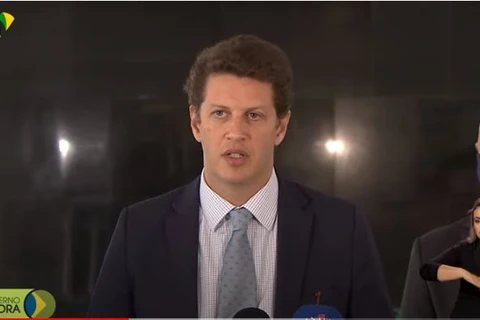 Ministro do Meio Ambiente Ricardo Salles pede demissão