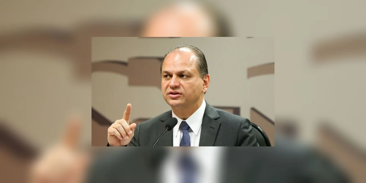 Deputado diz que Bolsonaro citou Ricardo Barros ao ouvir denúncia sobre Covaxin