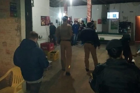 Cinco estabelecimentos são autuados durante ação integrada de fiscalização urbana em PG