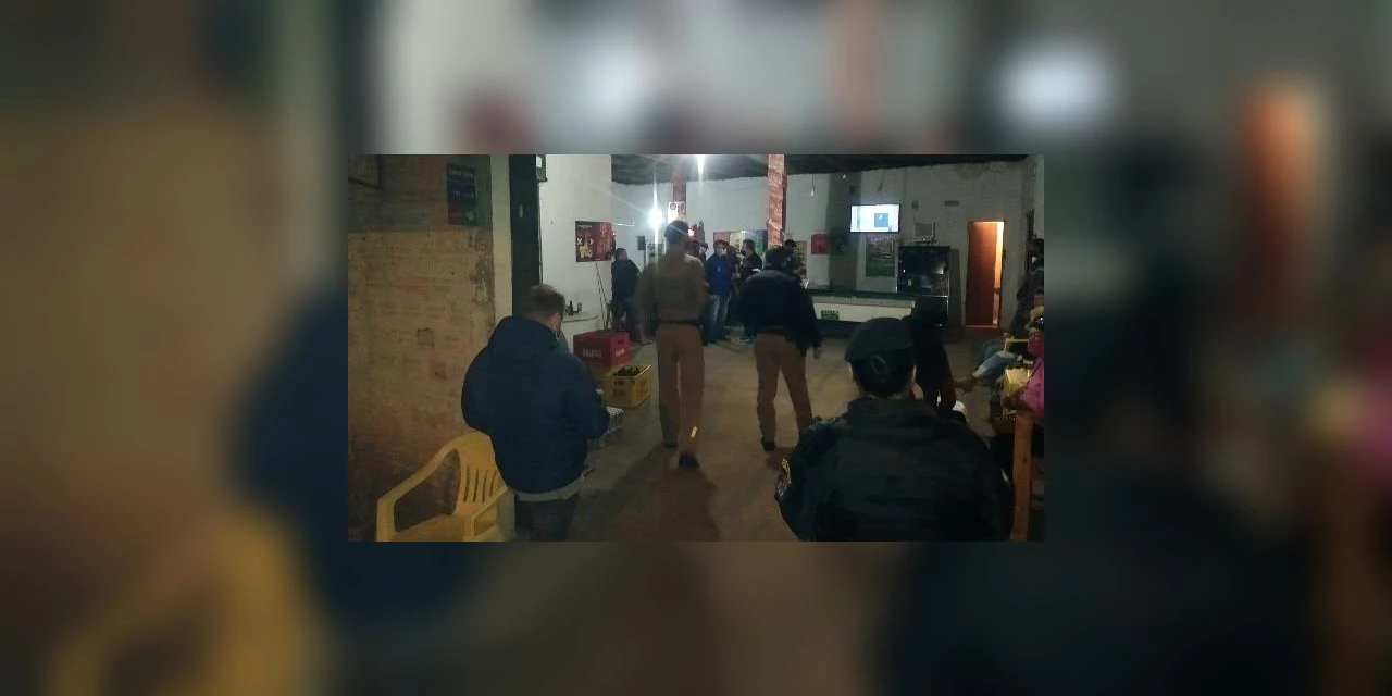 Cinco estabelecimentos são autuados durante ação integrada de fiscalização urbana em PG