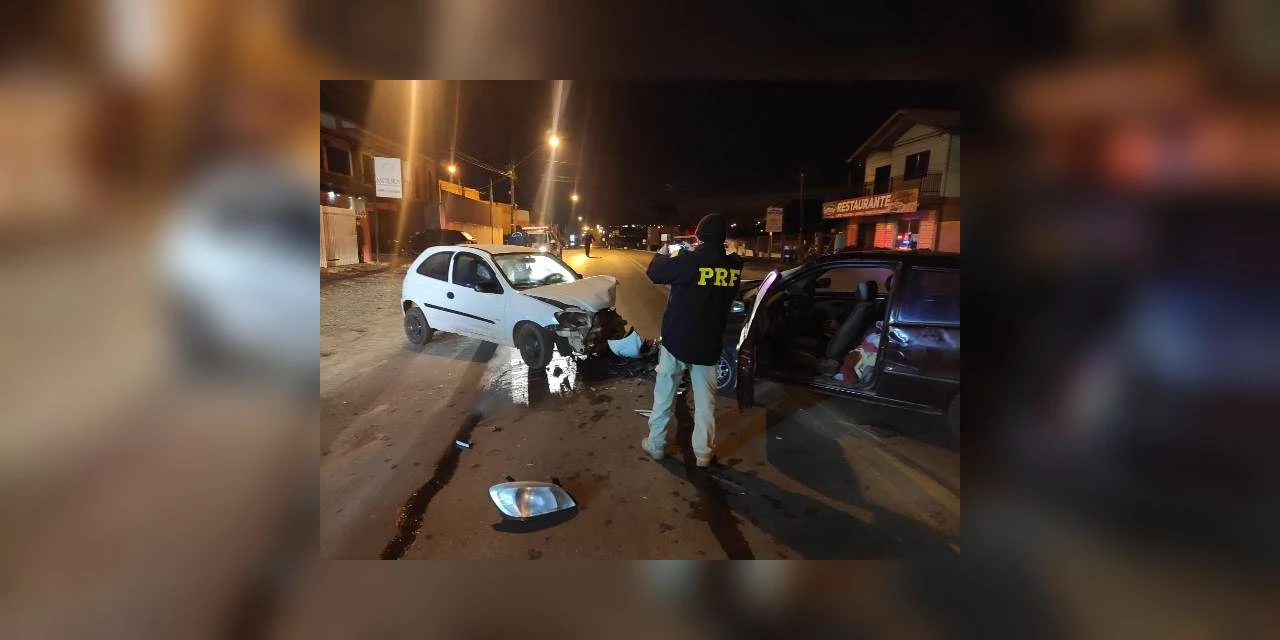 Colisão entre dois veículos termina com quatro feridos em Irati