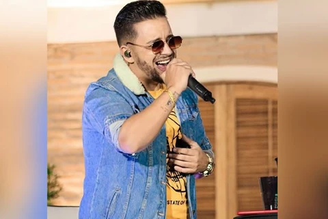 Cantor Kleber da dupla com Kaue, morre vitima de covid-19