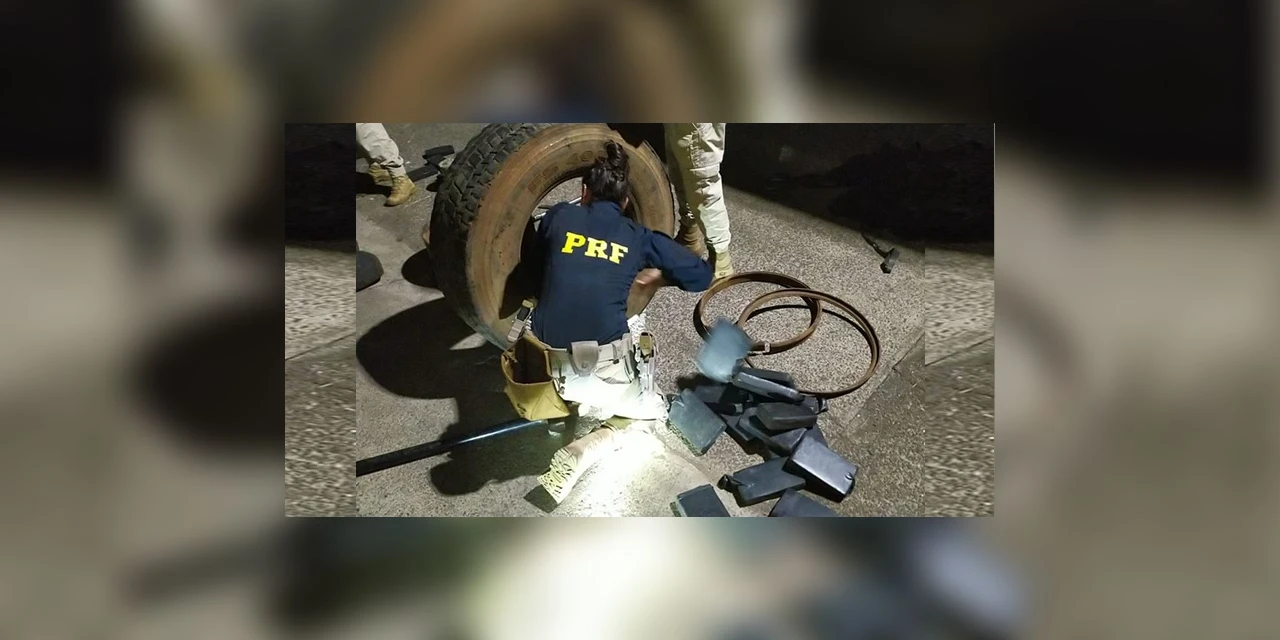 PRF prende traficante com 70 quilos de drogas dentro dos pneus de uma carreta