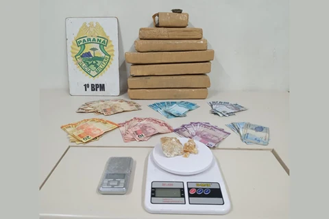 Suspeito de tráfico é preso com quase 8 quilos de drogas, em bairro de PG