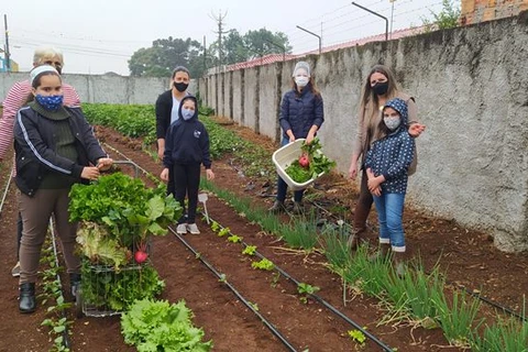 Sesi premia projeto de escola municipal de PG entre as dez melhores do Paraná