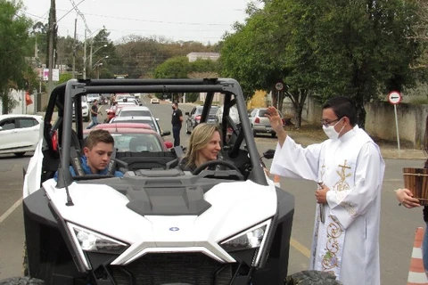 São Cristóvão: Paróquia Menino Jesus realiza nova bênção dos veículos
