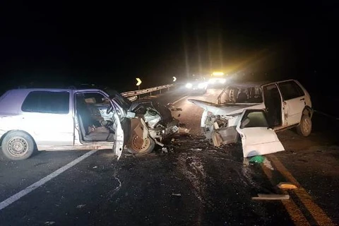 Motorista embriagado causa acidente com dois óbitos na BR-277, em Teixeira Soares