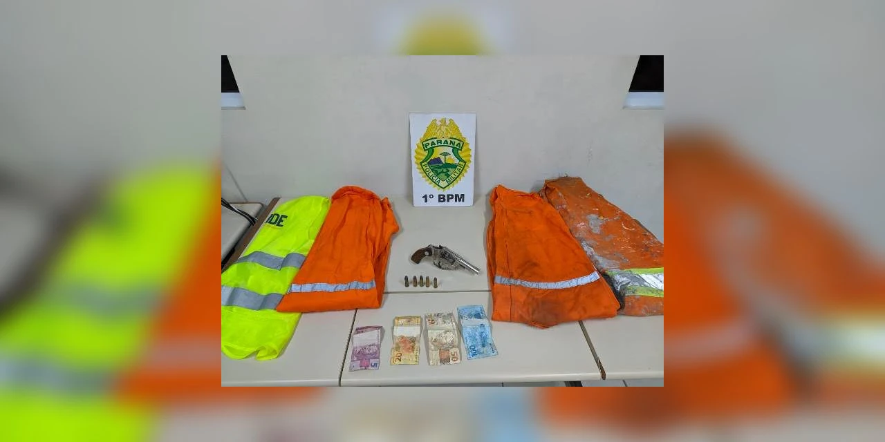 PM encontra arma com suspeitos de roubos em Uvaranas