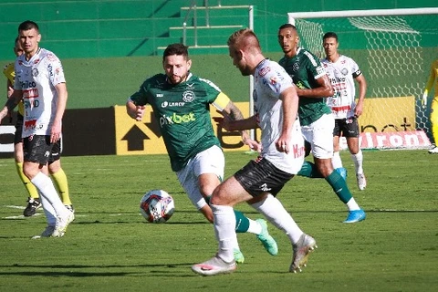 Operário desperdiça pênalti e perde para Goiás pela Série B