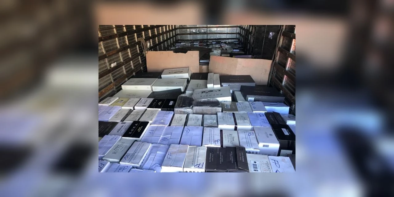 Mais de 700 garrafas de vinho são apreendidas em Palmeira