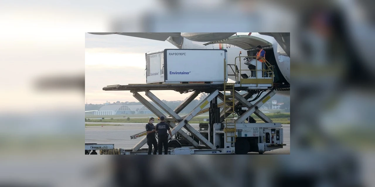 Butantan recebe matéria-prima para 8 milhões de doses de vacina