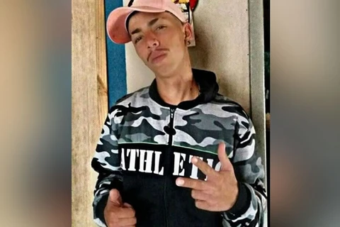 Adolescente morto a facadas em Castro é identificado