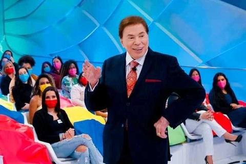 Silvio Santos é internado com Covid-19 em SP