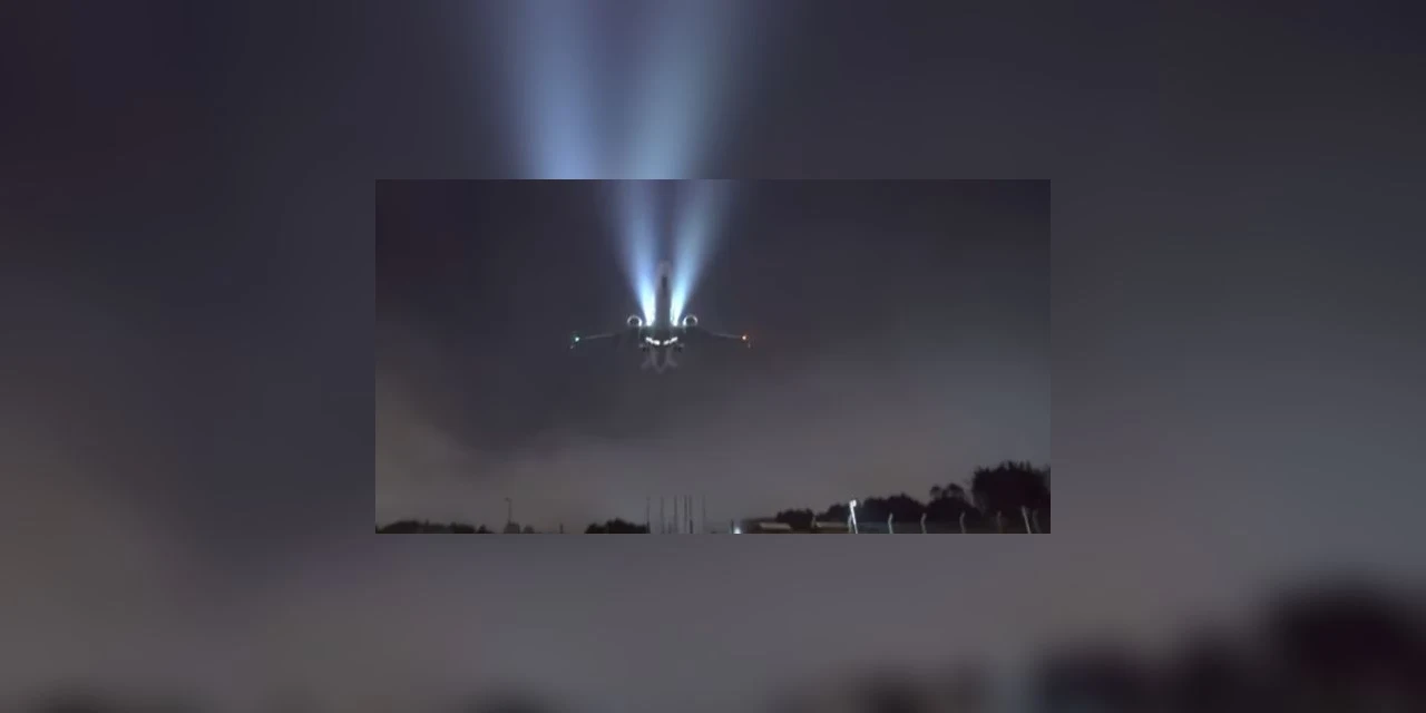 Nevoeiro faz avião jumbo arremeter no aeroporto Afonso Pena; vídeo
