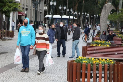 Paraná amplia restrições vigentes até o dia 15 de setembro