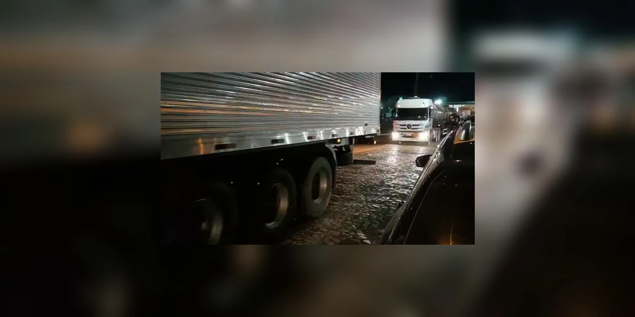 Vídeo! Caminhoneiros deixam pontos de manifestação em PG