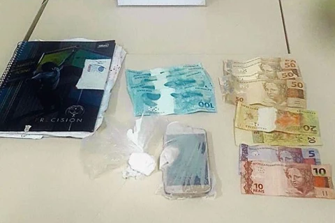 Homem é executado a tiros dentro de residencia em bairro de Ponta Grossa