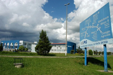 UEPG abre processo seletivo para contratação de 29 professores colaboradores