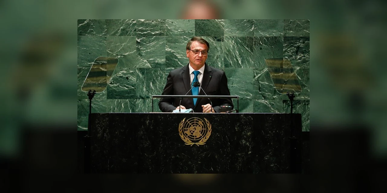 Na ONU Bolsonaro disse que é contra adoção do passaporte da vacinação