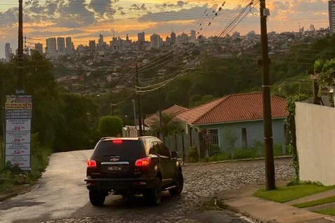 Suspeito de cometer mais de 15 assaltos morre em confronto com a polícia na Região dos Campos Gerais