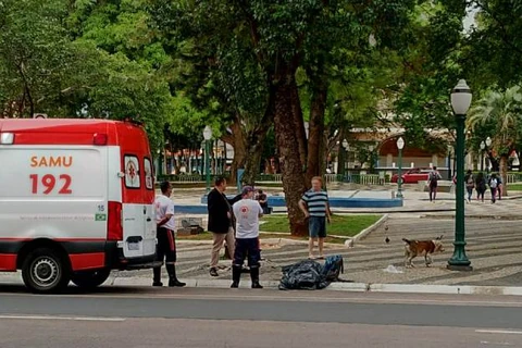 AGORA - Homem é assassinado no centro de Ponta Grossa