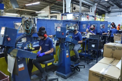 Saldo de empregos de janeiro a setembro é o maior do Paraná desde 2004