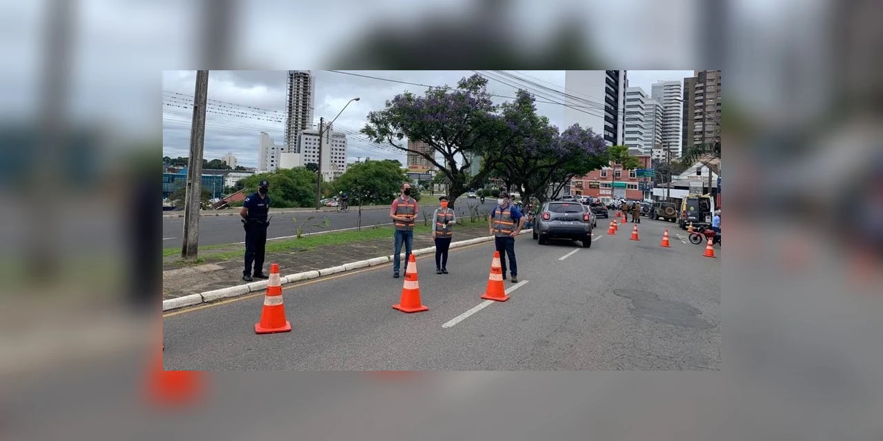 Receita Estadual fiscaliza recolhimento do IPVA em Ponta Grossa e retém 45 veículos