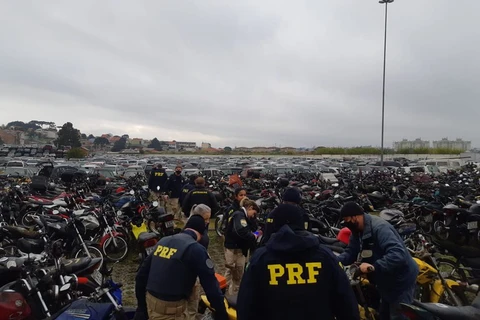 PRF realiza leilão com mais de 350 veículos neste sábado (30)