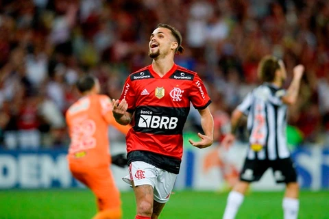 Com gol de Michael, Mengão vence o Atlético-MG por 1 a 0 no Maraca e diminui diferença para o líder