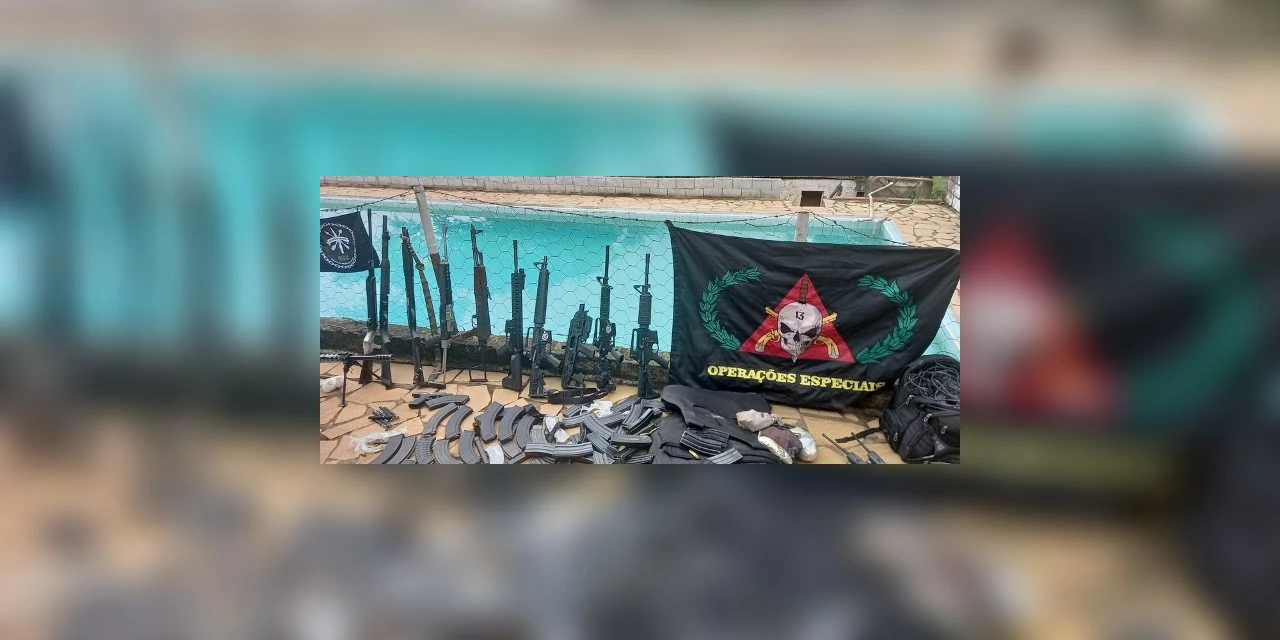 AGORA: 25 suspeitos que planejam roubo a banco morrem em confronto com a policia