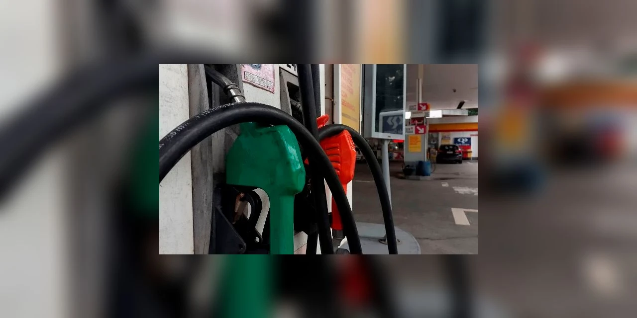 Bolsonaro diz que Petrobras programa novo aumento nos combustíveis  em até 20 dias