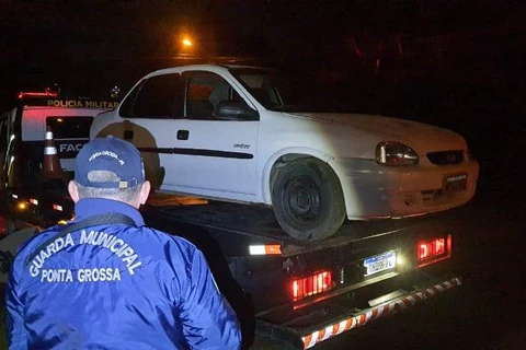 Carro roubado é recuperado pela GM em bairro de PG