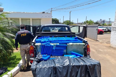 PRF apreende mais de meia tonelada de maconha na região Noroeste do Paraná