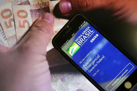 Trabalhadores nascidos em maio podem sacar auxílio emergencial