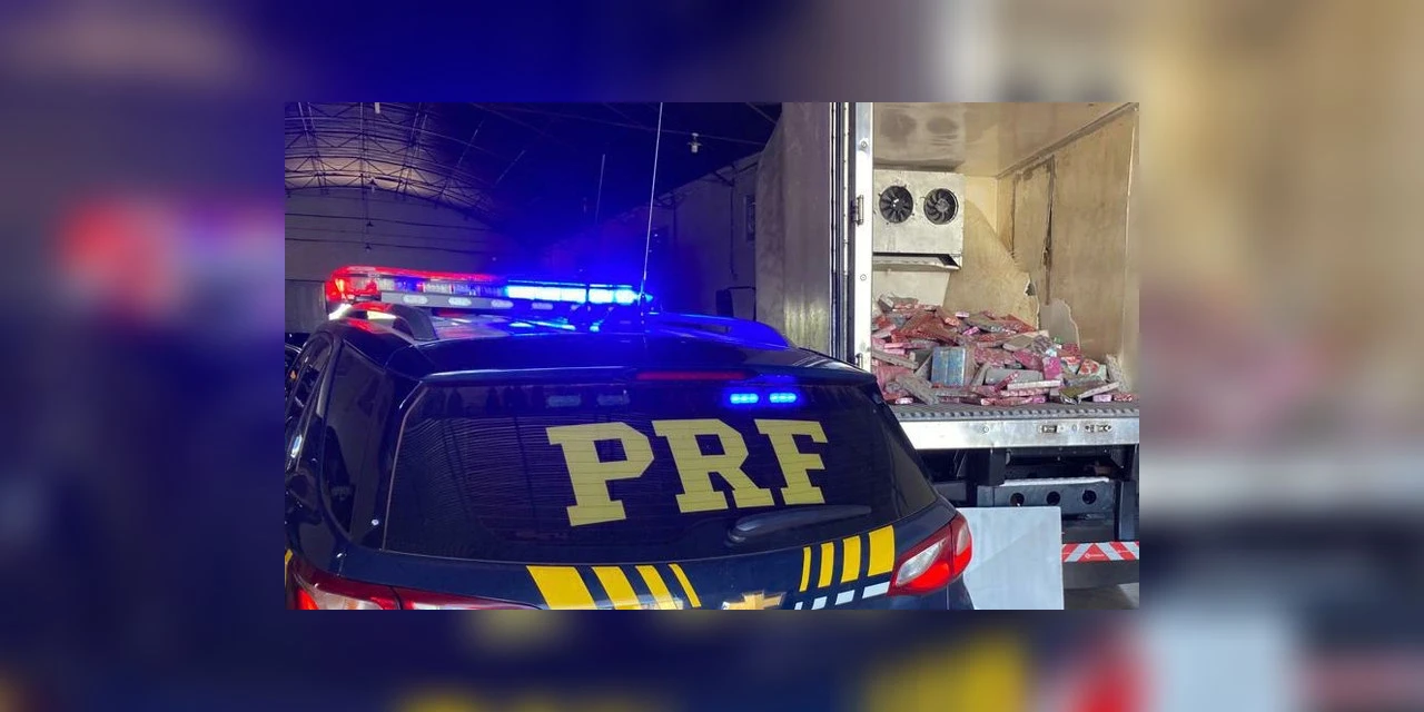 PRF apreende mais de uma tonelada de maconha em fundo falso de caminhão
