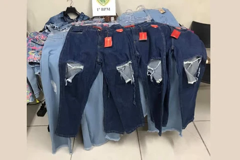 Homem é preso em flagrante por furto à loja de roupas em Ponta Grossa