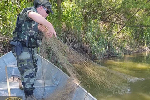 Duas pessoas são presas por pesca ilegal durante a piracema na região