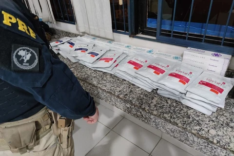 PRF prende homem com toxina botulínica e medicamentos ilegais no Paraná