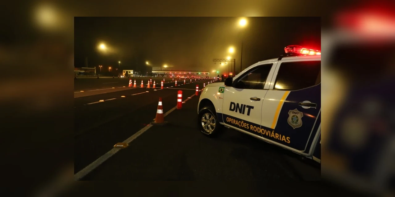 Buzinaço vira som da comemoração pelo fim dos pedágios no Paraná