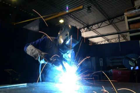 Paraná chega a 176 mil novos empregos em 2021, quarto melhor resultado do País