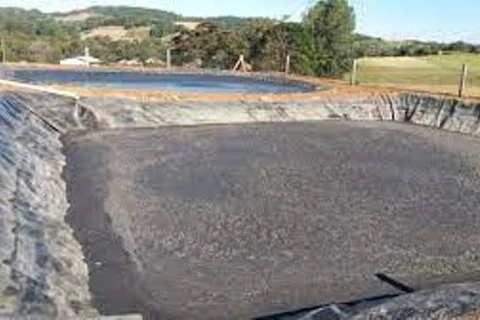 Criança de 1 ano cai em fossa e morre afogada, em Pirai do Sul