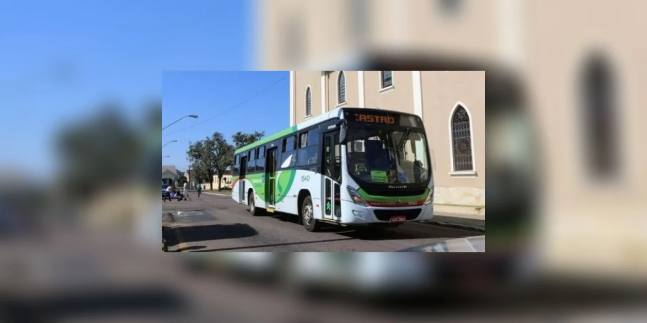 Funcionários do transporte coletivo aprovam indicativo de greve em Castro
