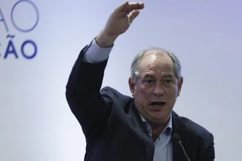 Ciro Gomes é alvo de busca em operação da PF