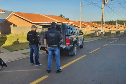 Polícia Civil cumpre mandados de busca e apreensão e prende suspeito de homicídio em PG