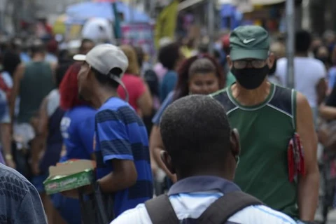 Brasil tem 171 mortes por covid-19 em 24h