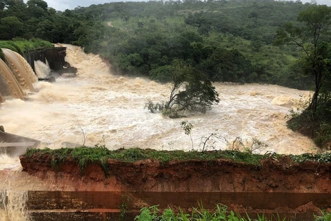 Barragem da Usina Carioca pode se romper e moradores da região devem deixar suas casas; diz Defesa Civil