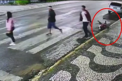 Vídeo mostra Jovem sendo agredido por várias pessoas no centro de Palmeira